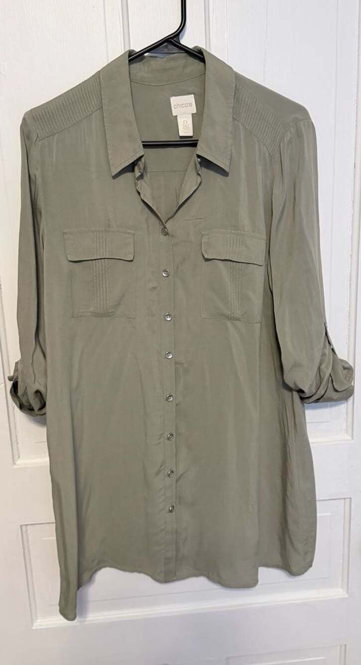 Chico's Olive Green Rayon Roll Tab Sleeve Utility US size Small